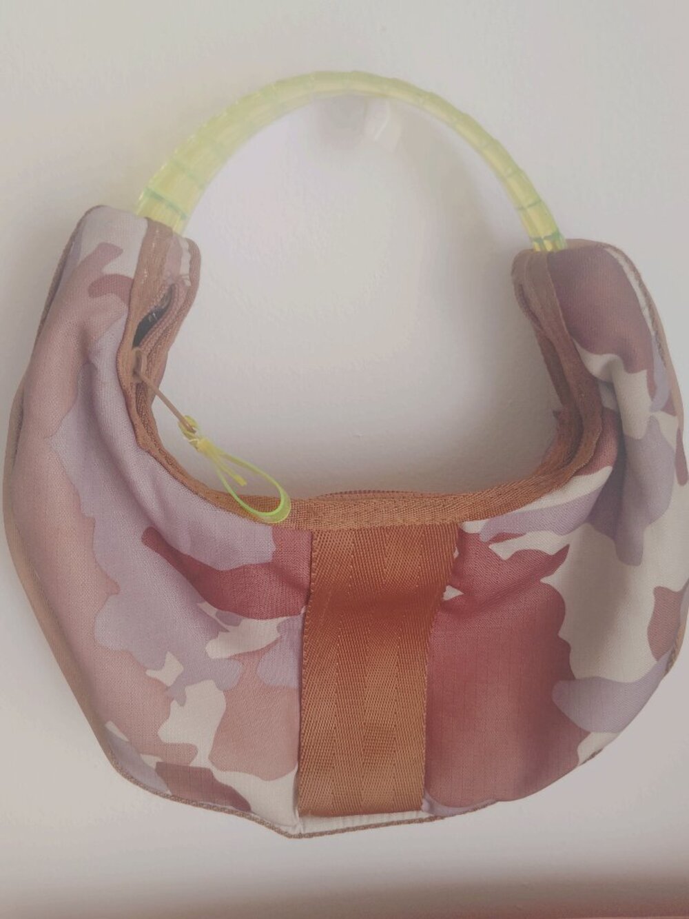 Cute flirty Parcel camo handbag